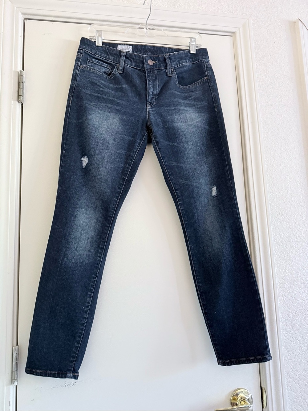 GAP Women's Faded Dark Blue Straight Leg Jeans